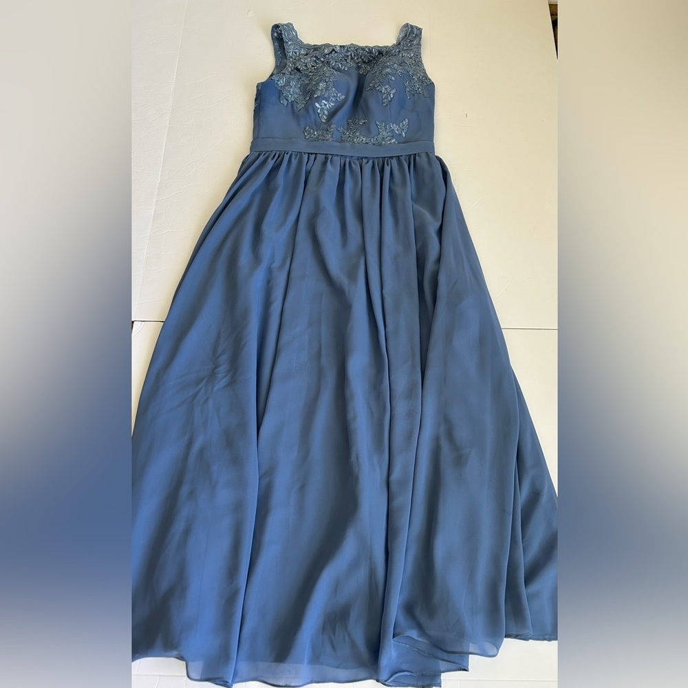 Hebeos gown size women medium / large